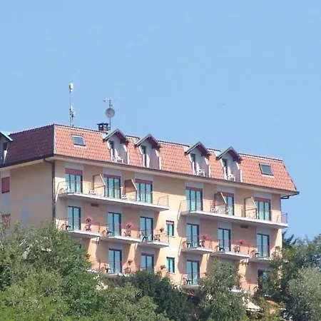 Colli Fioriti 3*