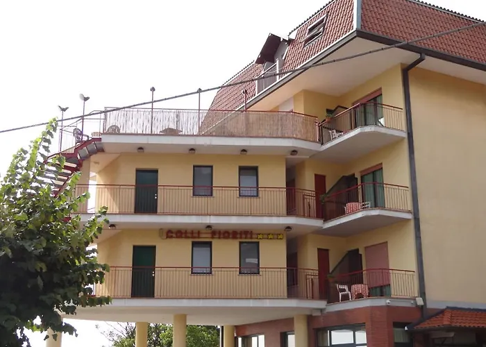Hotell Colli Fioriti 3*